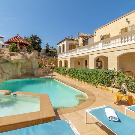Villa & Pool Apartments In Mellieha Bay エクステリア 写真