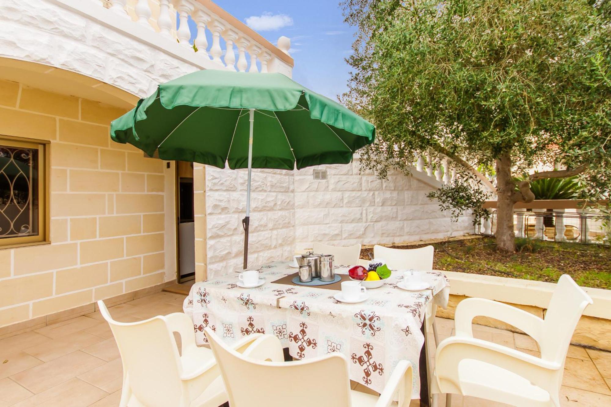 Villa & Pool Apartments In Mellieha Bay エクステリア 写真