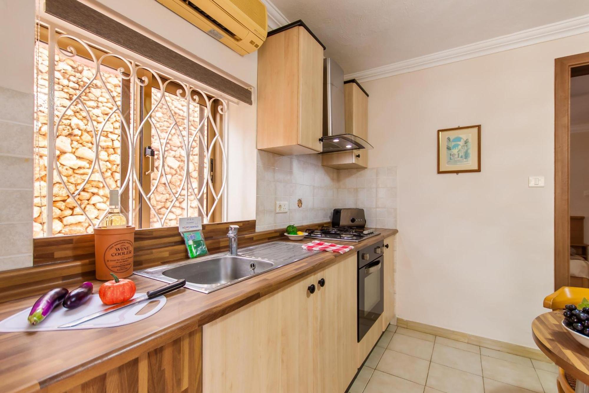 Villa & Pool Apartments In Mellieha Bay エクステリア 写真