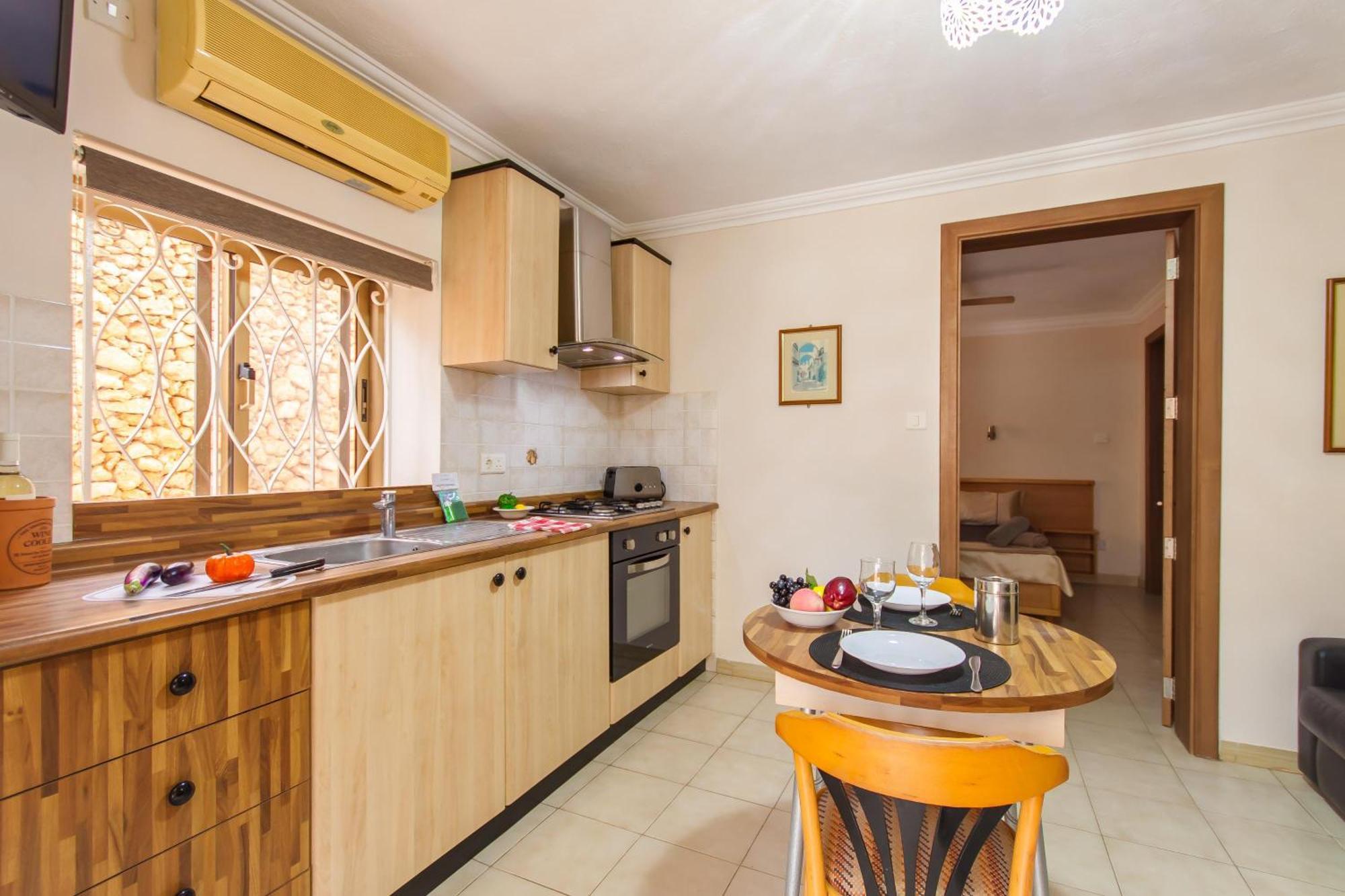 Villa & Pool Apartments In Mellieha Bay エクステリア 写真