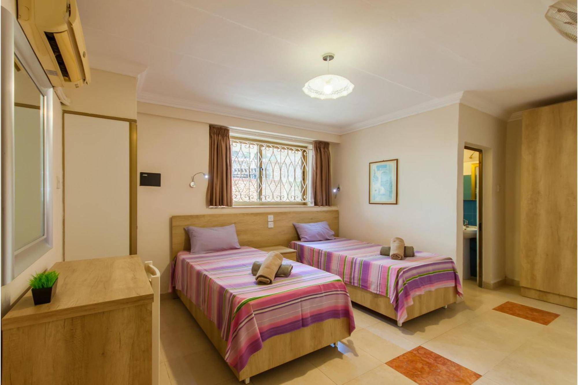 Villa & Pool Apartments In Mellieha Bay エクステリア 写真