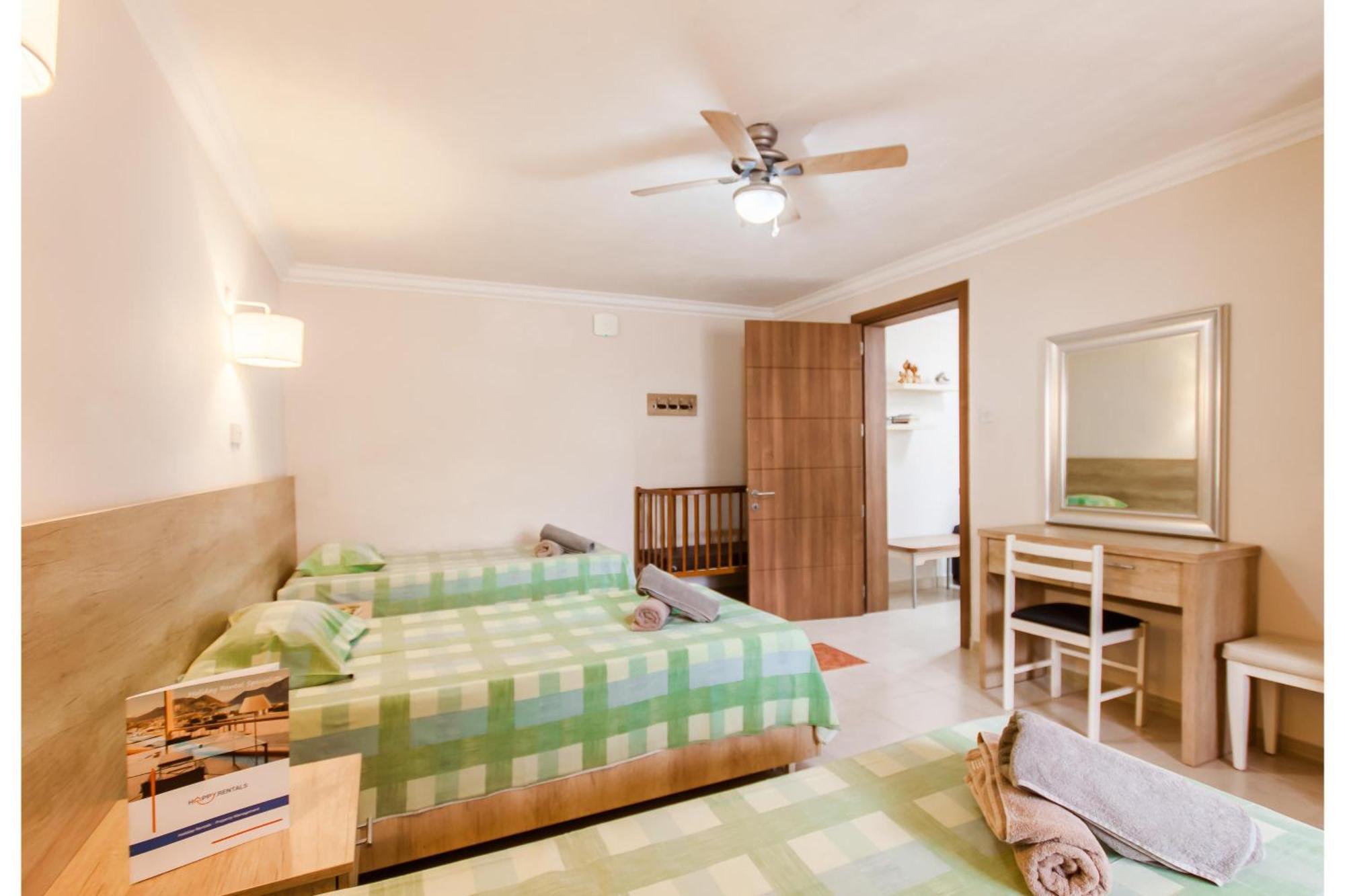 Villa & Pool Apartments In Mellieha Bay エクステリア 写真